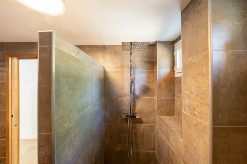 Appartement traversant Type 3 - entièrement rénové - Centre-ville — 11