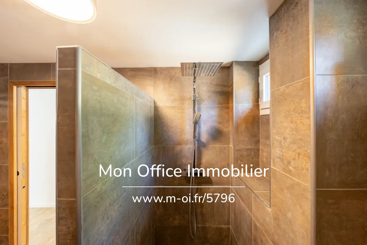 Appartement traversant Type 3 - entièrement rénové - Centre-ville — 13