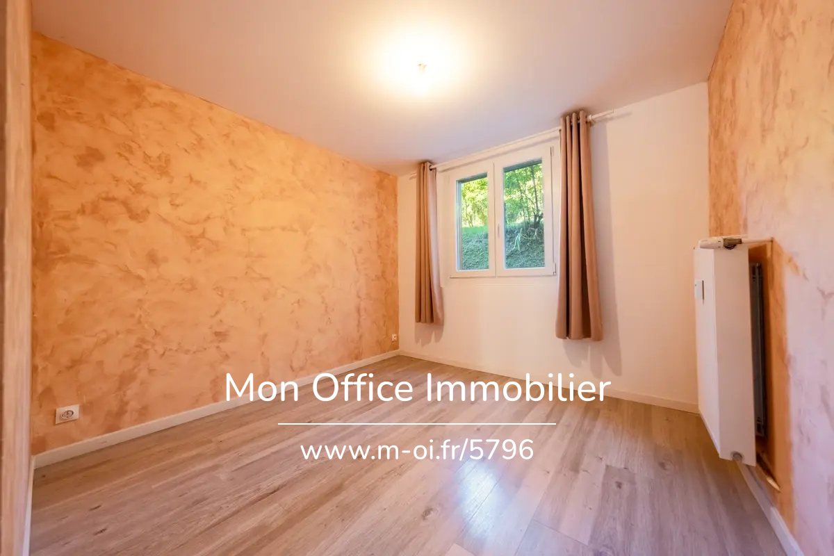 Appartement traversant Type 3 - entièrement rénové - Centre-ville — 19
