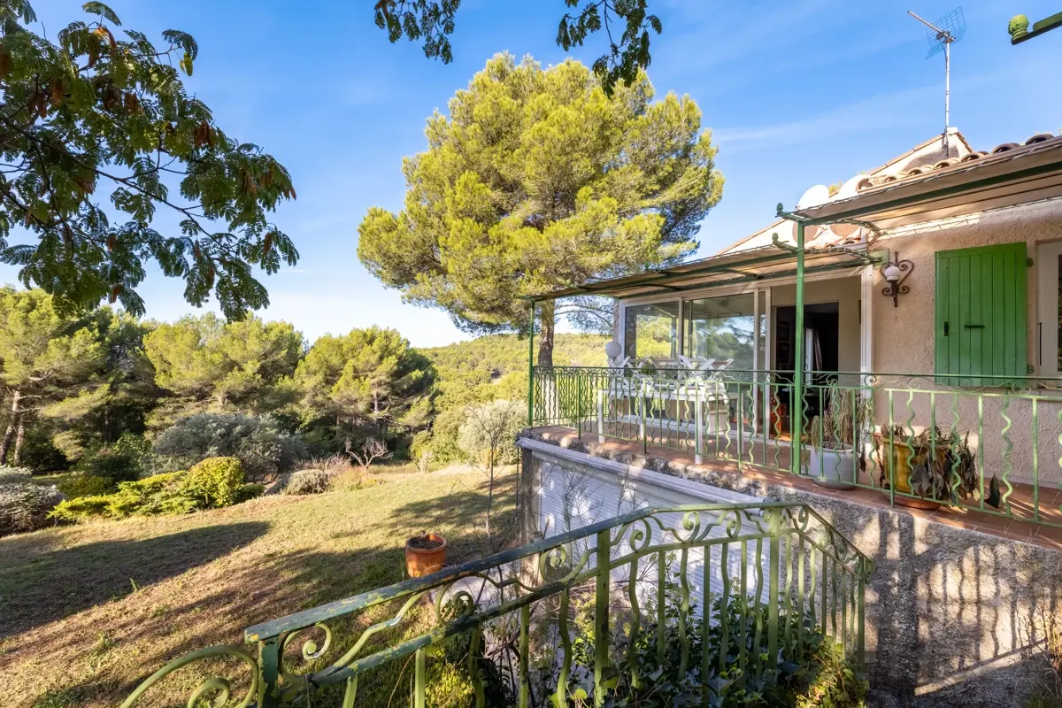 Photo 2 - Villa familiale à rafraîchir quartier Les Figons  
