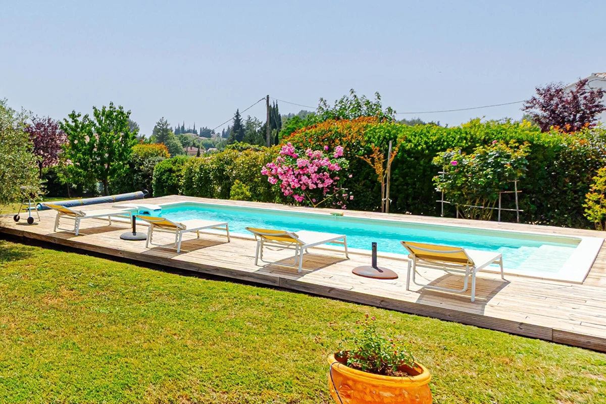 Photo 3 - Maison 5 pièces de 113 m2, Piscine, commodités à proximité