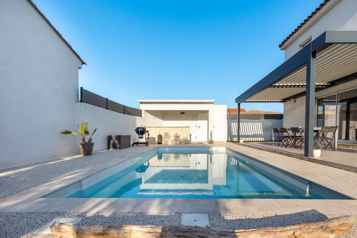 Photo 2 - Villa 140m2 avec piscine + pool house +terrain de boule