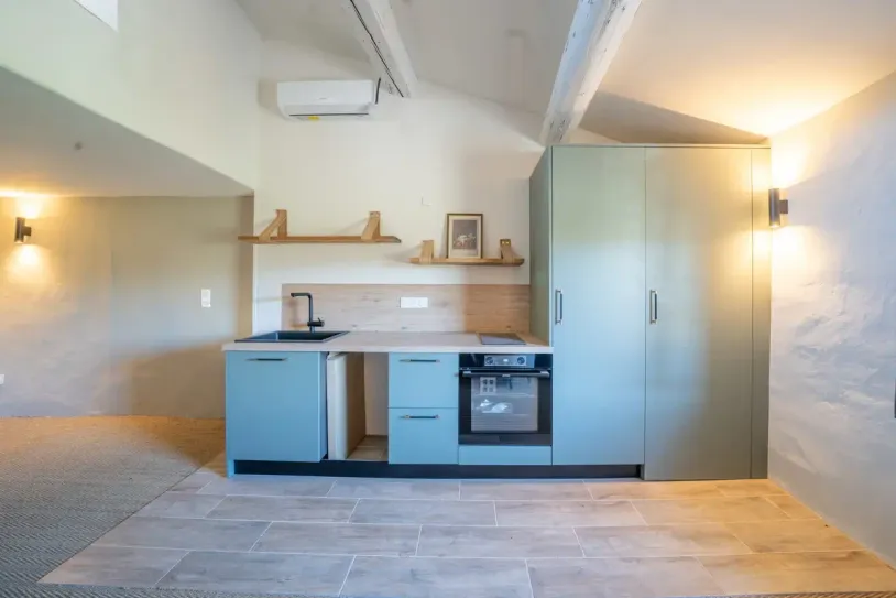 Appartement vue château à LOURMARIN — 30