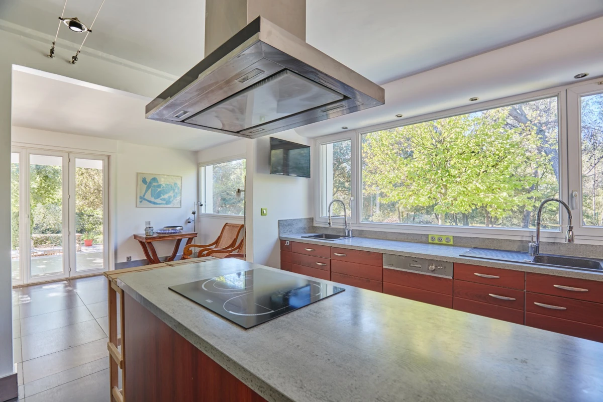 Photo 5 - Villa 6 pièces - 240m2 , piscine, vue au calme absolue - terrain de 12 340m2