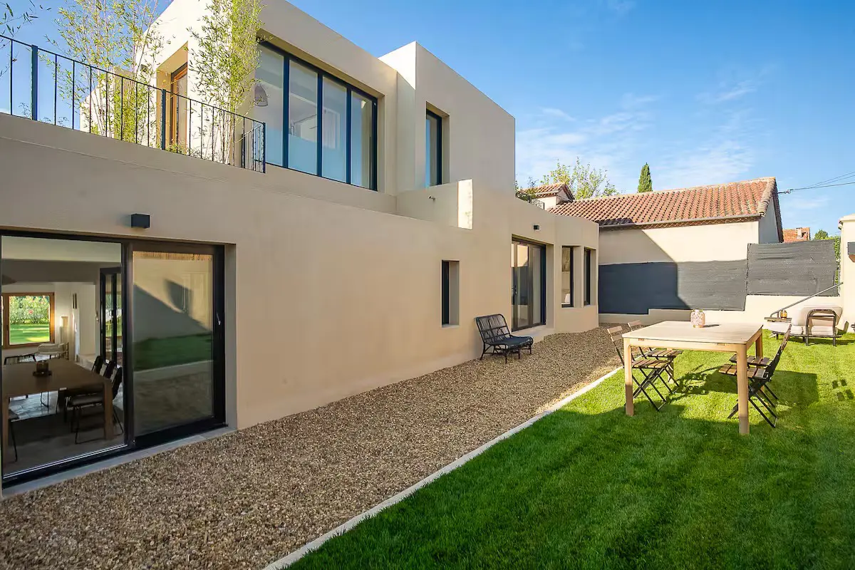 Photo 2 - Villa - 7 pièces - 5 Chambres - 180m2 - Jardin - Piscine - Dépendance - Aix-en-Provence 