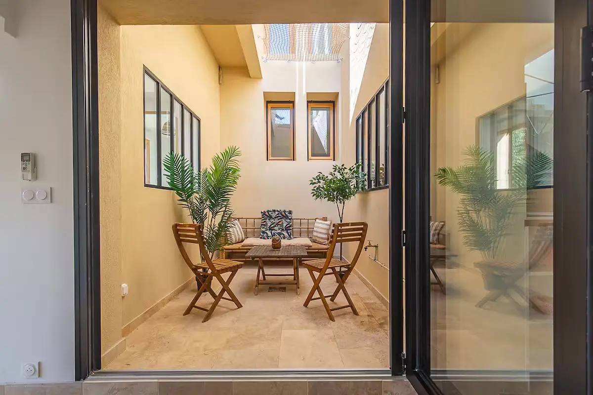 Photo 5 - Villa - 7 pièces - 5 Chambres - 180m2 - Jardin - Piscine - Dépendance - Aix-en-Provence 