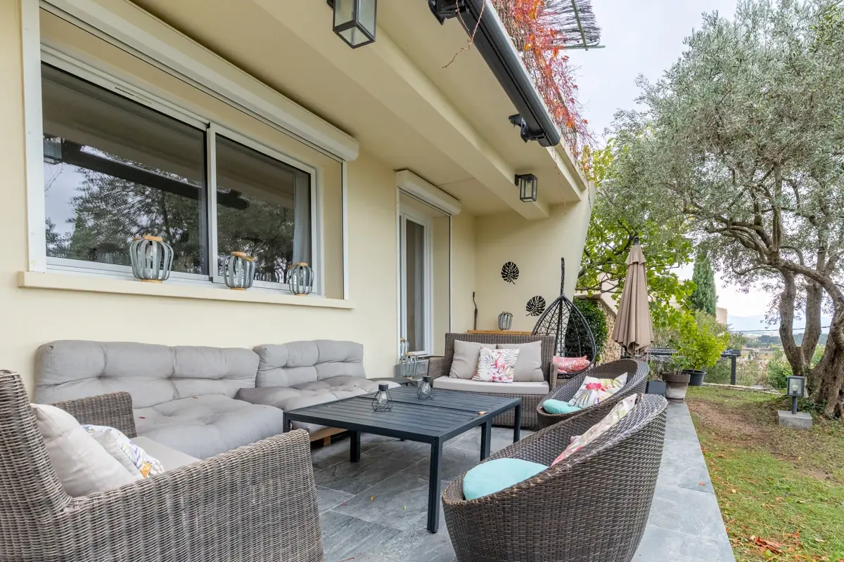 Photo 2 - Maison 6 pièces Centre Village