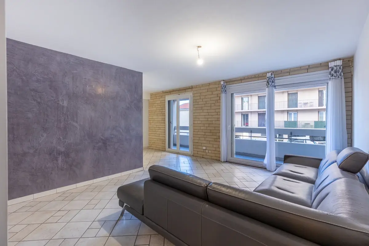 Photo 2 - EXCLUSIVITE - Appartement T5 - Secteur Chartreux