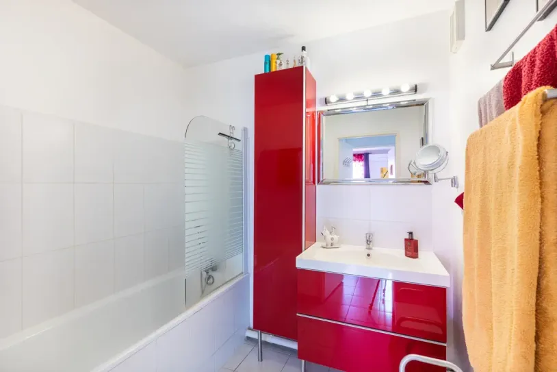 Cabriès – Haut de villa T5 de 124 m² avec jardin, terrasse et 3 stationnements — 26