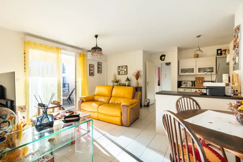 Cabriès – Haut de villa T5 de 124 m² avec jardin, terrasse et 3 stationnements — 14