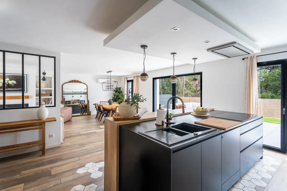 Photo 5 - Villa Individuelle Récente Moderne 5 pièces, garage et sous-sol