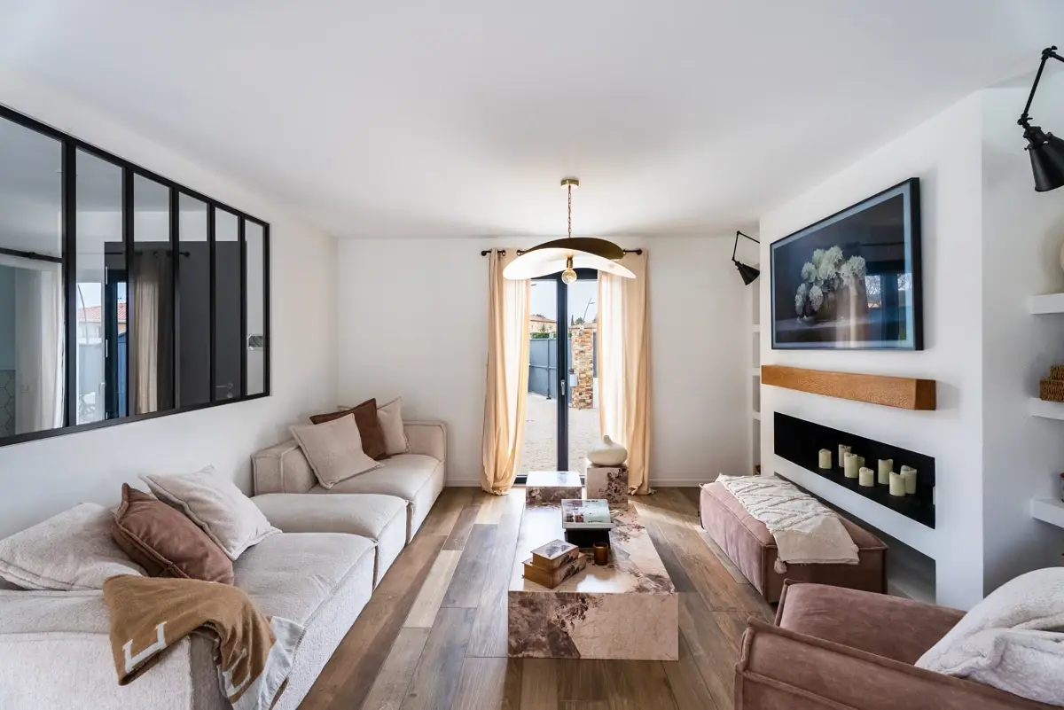 Photo 3 - Villa Individuelle Récente Moderne 5 pièces, garage et sous-sol