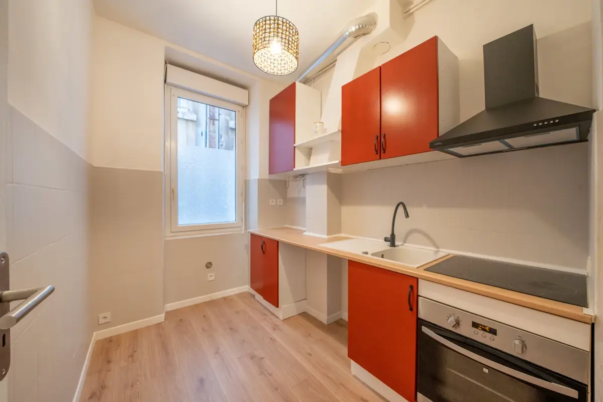 Photo 4 - Appartement de type 2 entièrement rénové dans le 2e arrondissement de Marseille 