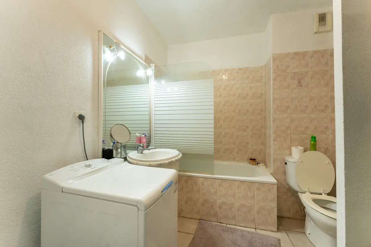 Photo 5 - Appartement T2 avec terrasse, place de parking et box