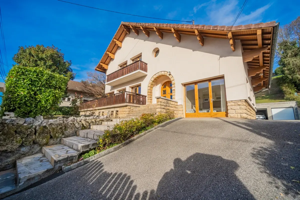 Photo 1 - Maison 6 pièces rénovée (DPE B) - Piscine - Studio indépendant - plus de 1000m2 d'extérieur