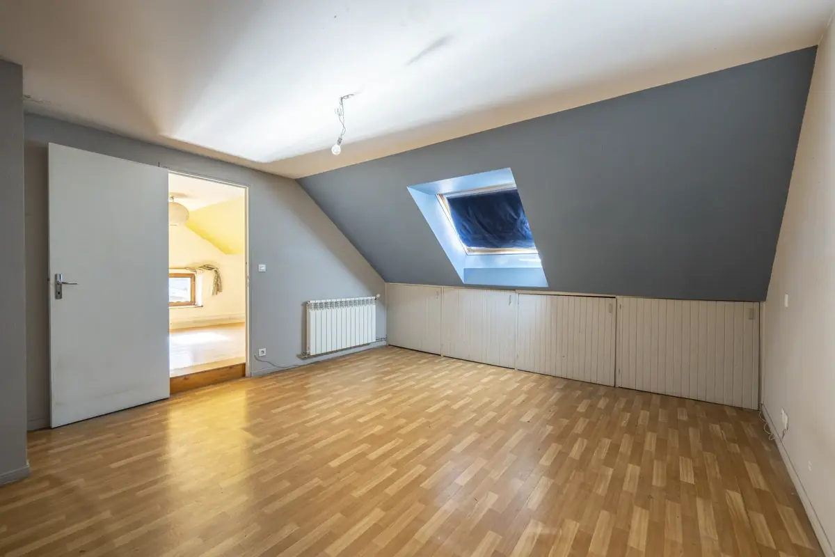 Photo 3 - Maison de 400 m2 à rénover à Châteauroux-les-Alpes