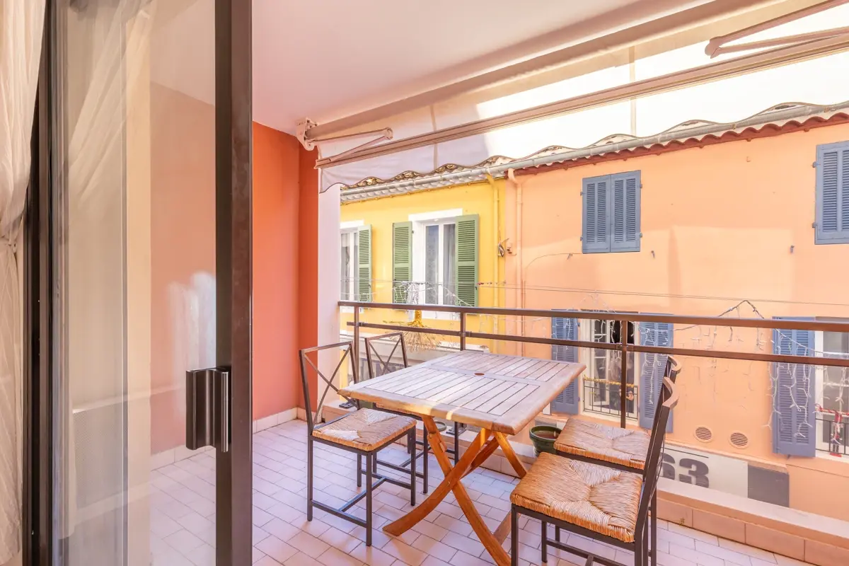 Photo 2 - T2 dans l'hyper centre de Sanary sur mer