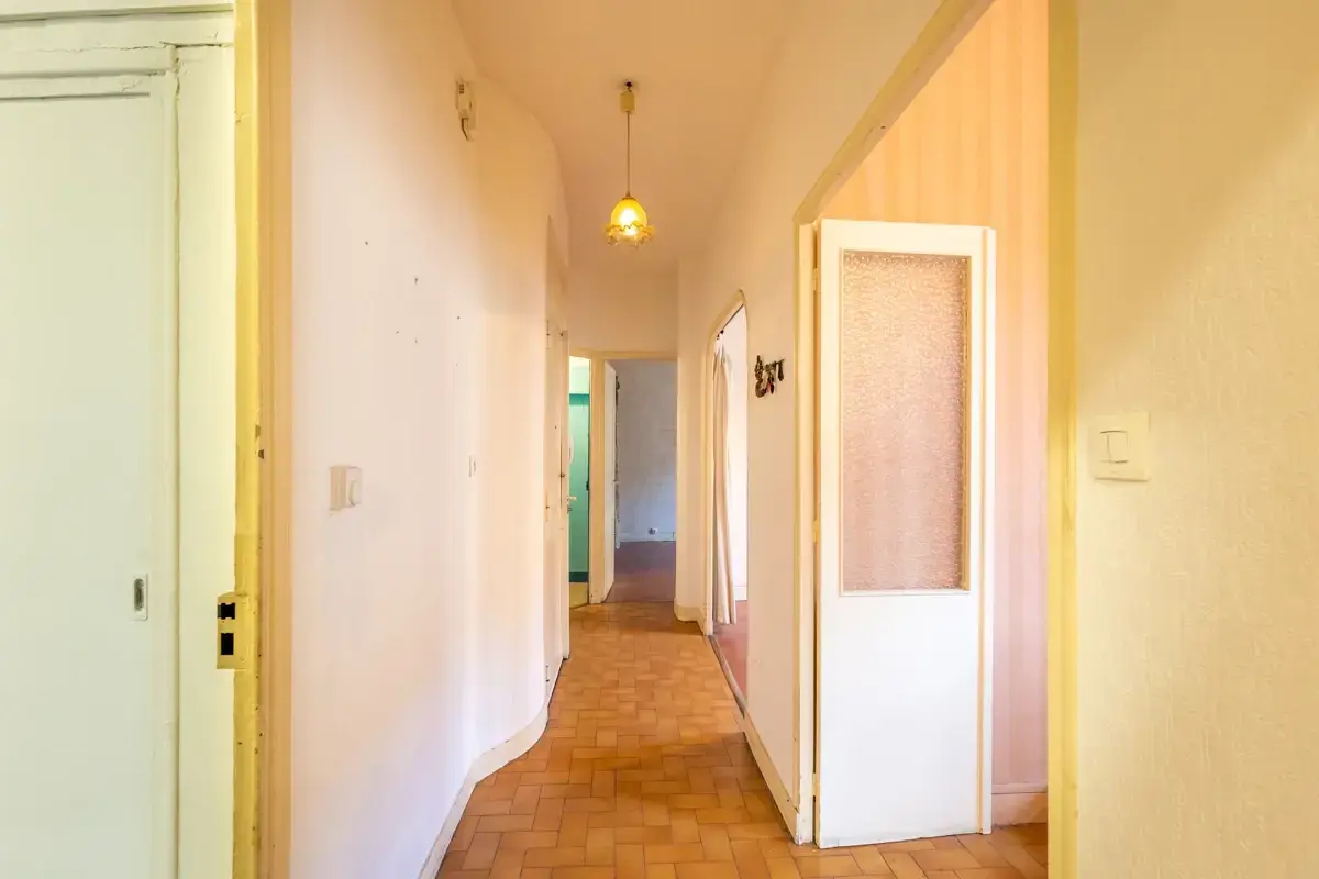 Photo 3 - Appartement type 6 ( T3 et T2)