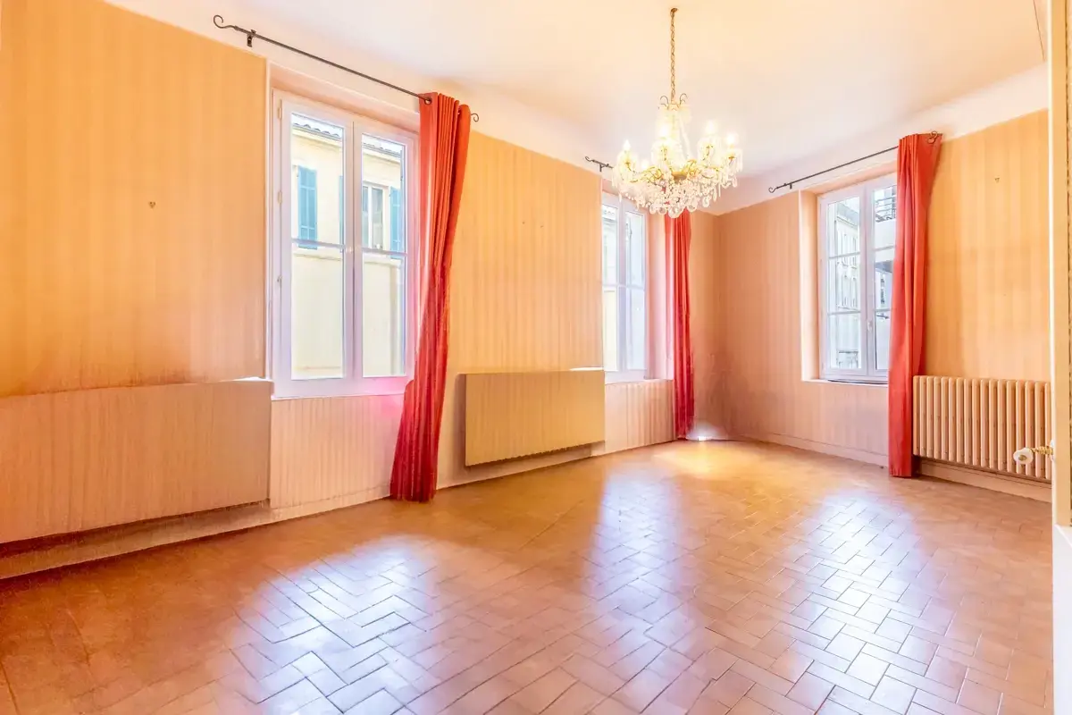 Photo 1 - Appartement type 6 ( T3 et T2)