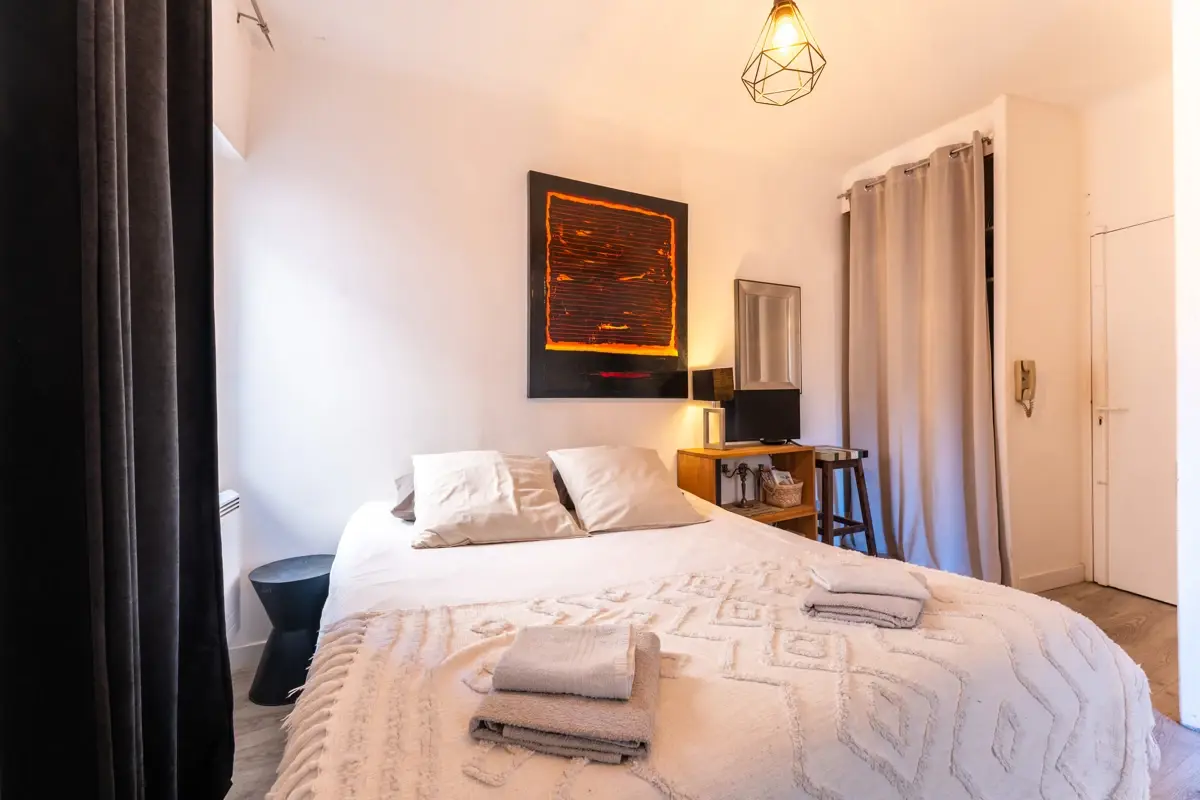 Photo 3 - Appartement - 1 pièce - 22 m2 - Quartier Bellegarde - centre ville historique