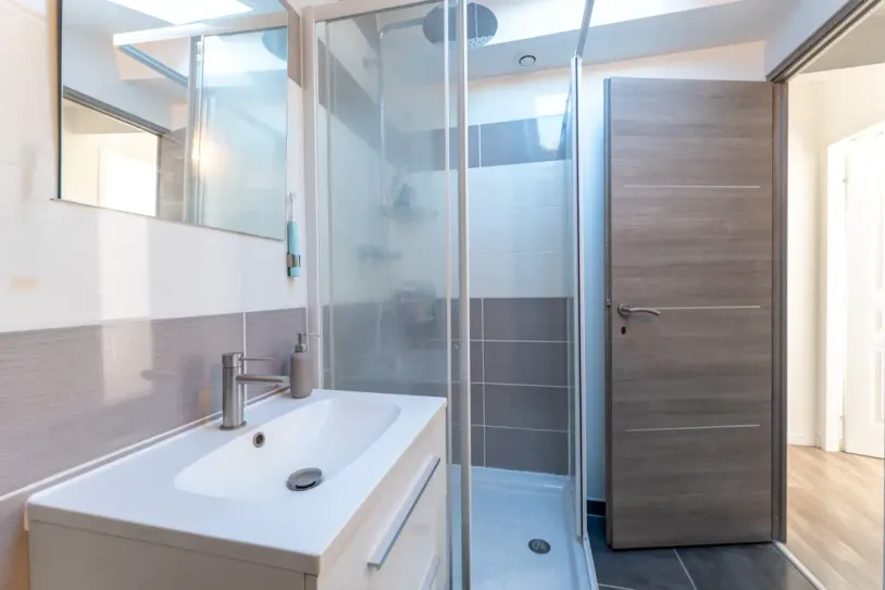 Maison T2/3 avec extérieur et place de parking sécurisée — 26