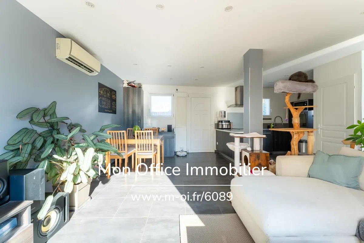 Maison T2/3 avec extérieur et place de parking sécurisée — 13