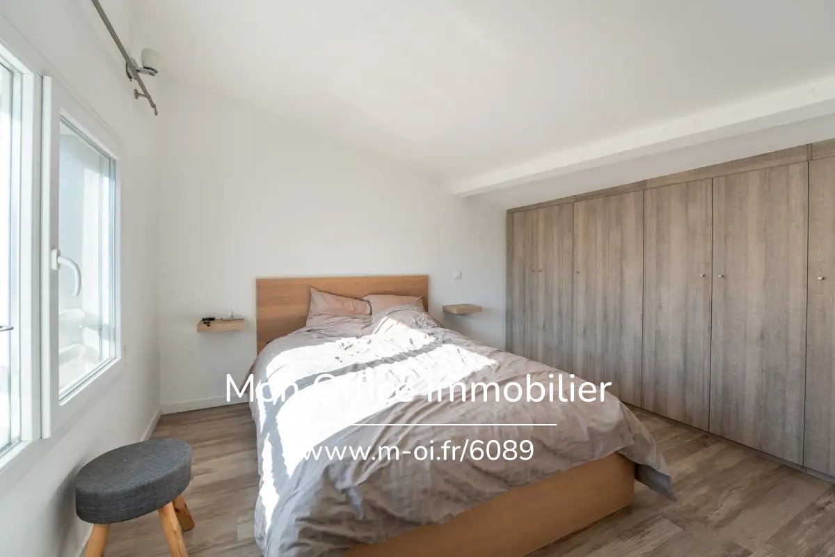 Maison T2/3 avec extérieur et place de parking sécurisée — 22
