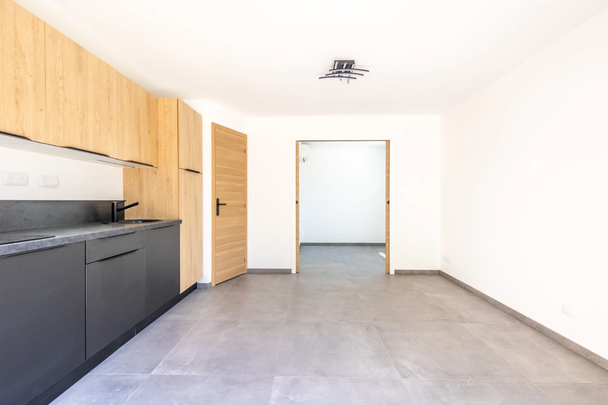 Photo 3 - Local Professionnel 2 pièces