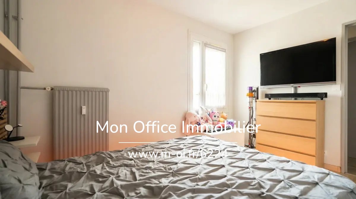 Exclusivité Thiais – 2 pièces 43 m² avec cave, proche commerces et TVM — 25
