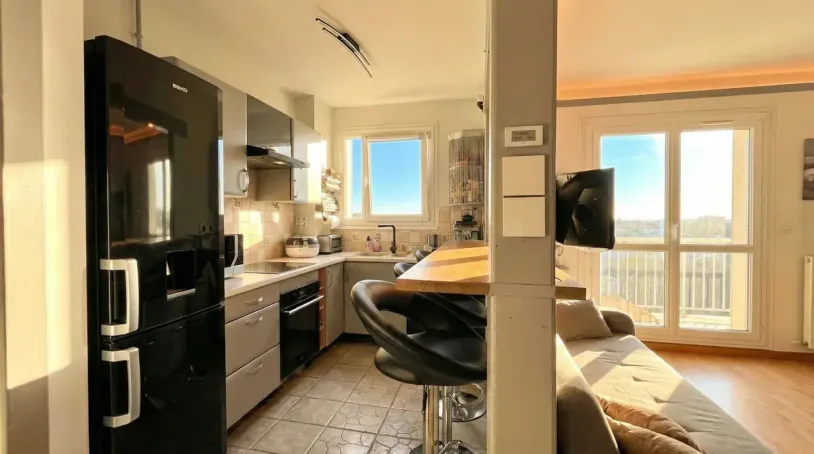 Exclusivité Thiais – 2 pièces 43 m² avec cave, proche commerces et TVM — 14