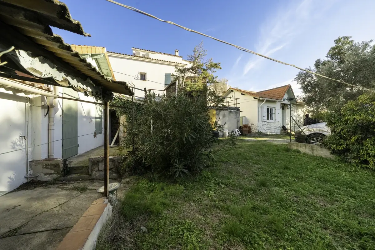 Photo 3 - Maison avec Dépendances - 13015