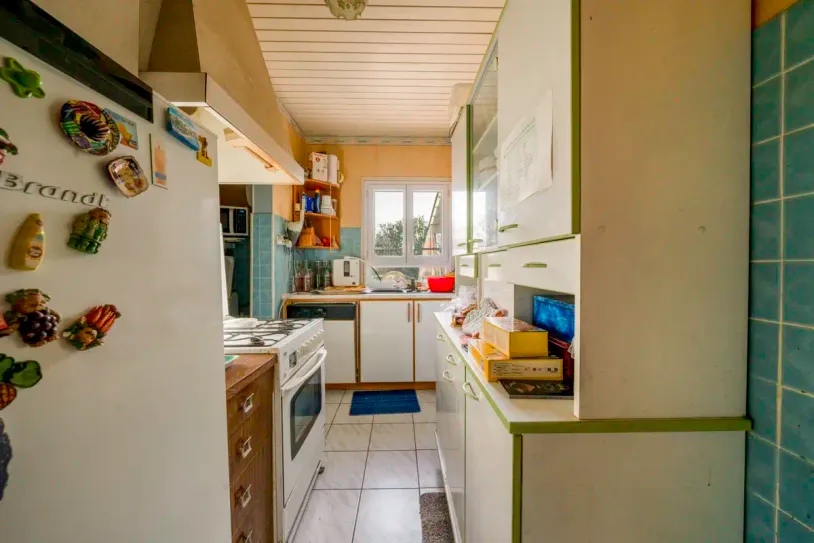 Maison centre ville - Au calme, jardin et garage - 13 330 PELISSANNE — 29