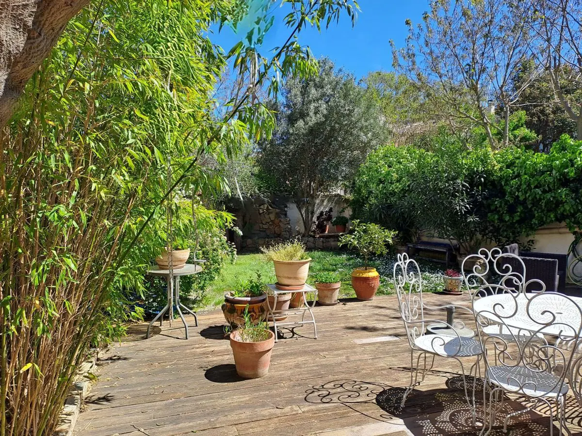 Photo 2 - Maison centre ville - Au calme, jardin et garage - 13 330 PELISSANNE