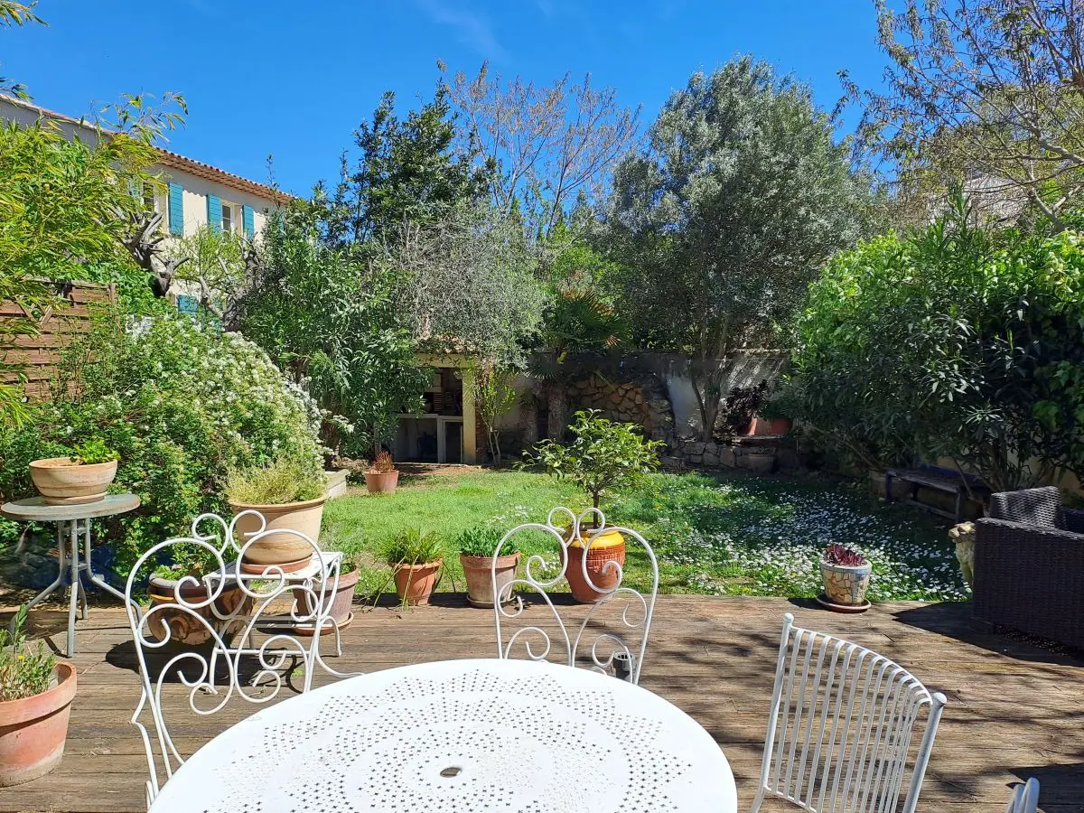 Photo 5 - Maison centre ville - Au calme, jardin et garage - 13 330 PELISSANNE