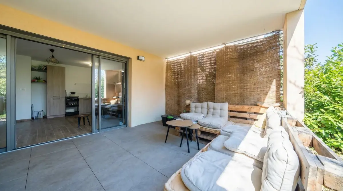 Photo 3 - Appartement - 1 pièce - 37m2 - Terrasse - Jardin - Garage - Luynes - 13080