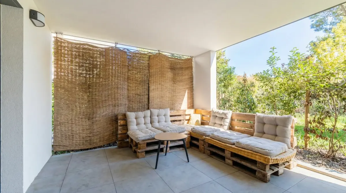 Photo 4 - Appartement - 1 pièce - 37m2 - Terrasse - Jardin - Garage - Luynes - 13080