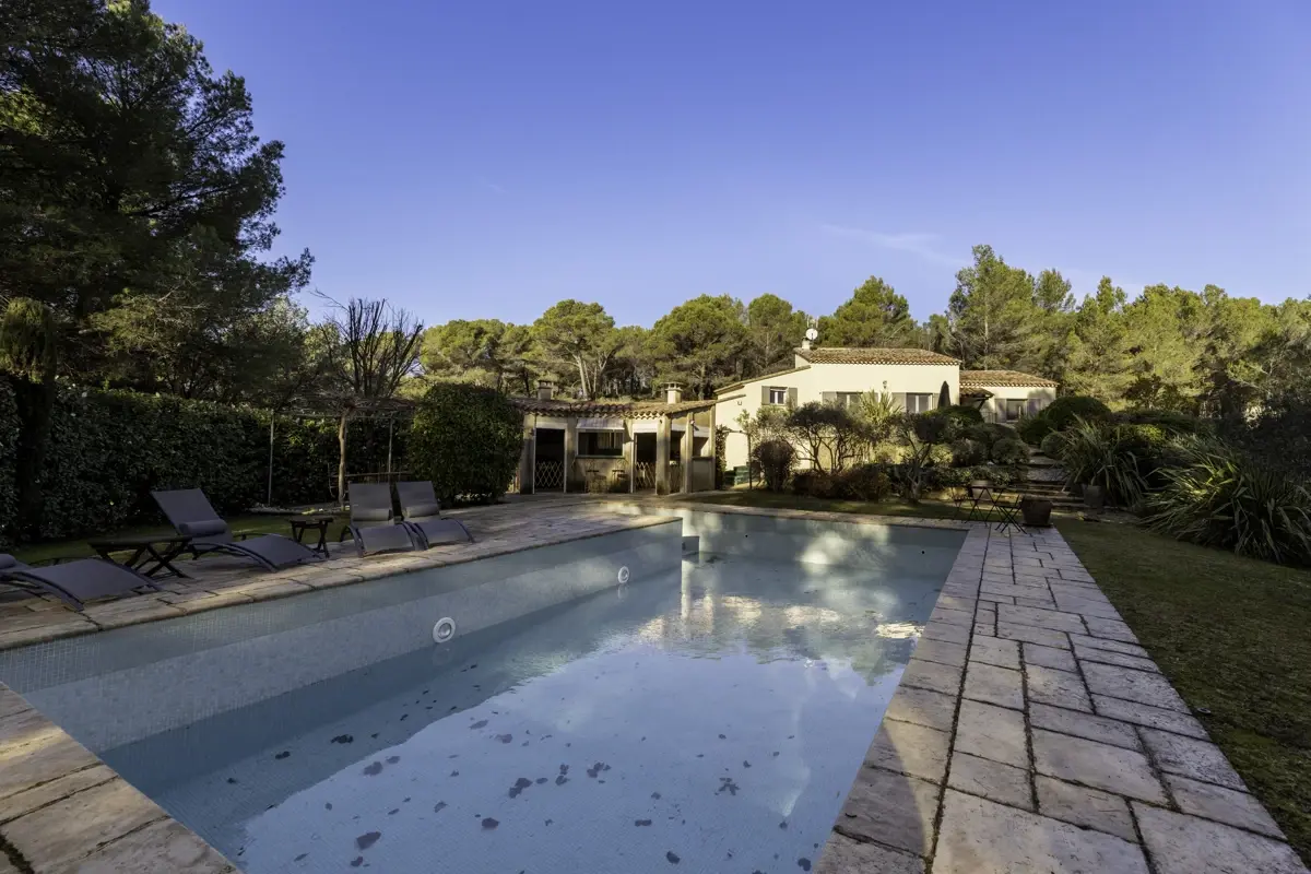 Photo 3 - Maison traditionnelle avec piscine sur terrain paysager de 5 129 m² – Lambesc