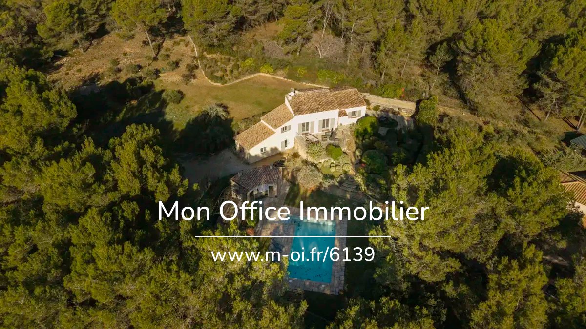 Maison traditionnelle avec piscine sur terrain paysager de 5 129 m² – Lambesc — 7