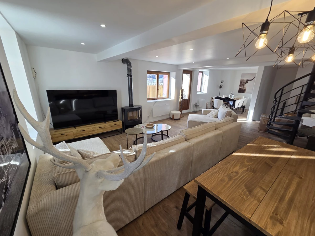 Photo 3 - Vente appartement de 150 m2 rénové à Vars Saint-Marcellin 