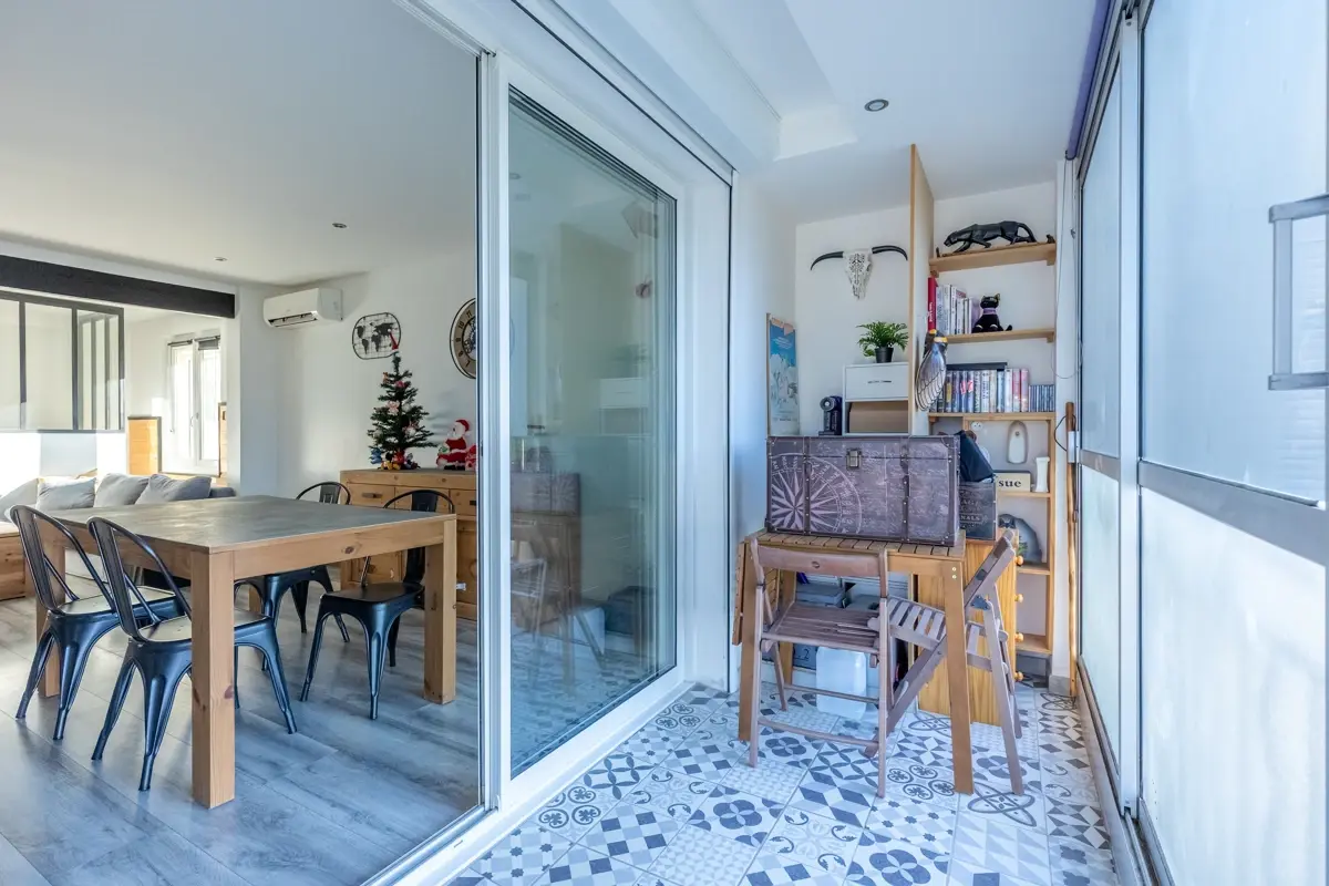 Photo 5 - Maison 5 pièces avec jardin idéalement située 