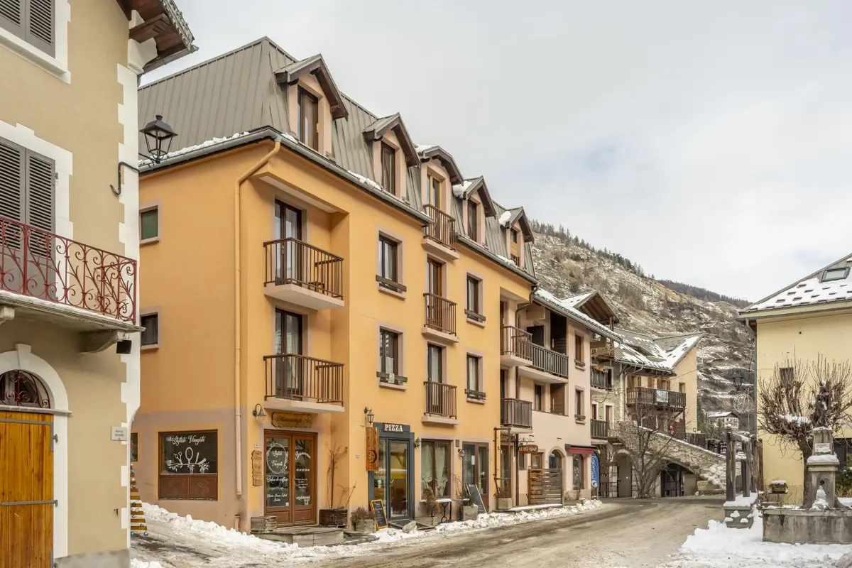Photo 1 - Studio avec cabine et balcon plein sud à Aiguilles en Queyras 