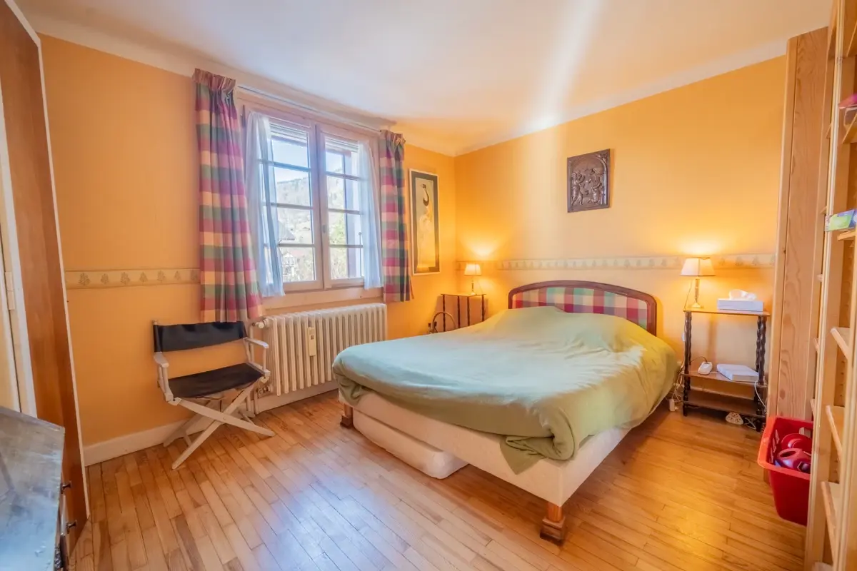 Photo 4 - Chalet familial 8 pièces - sur 3 niveaux- Fort potentiel - Sous-sol complet