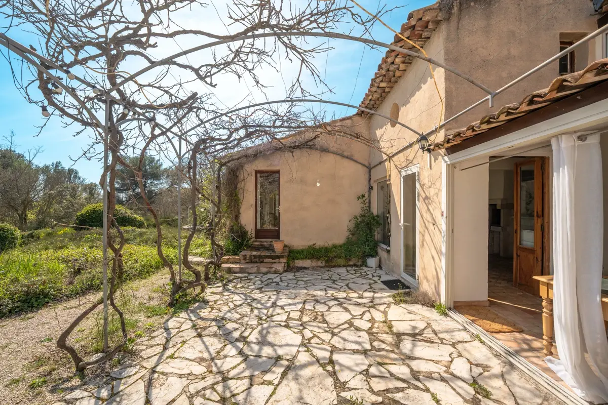 Photo 4 - Propriété de caractère – 323 m² – 6 logements – fort potentiel locatif