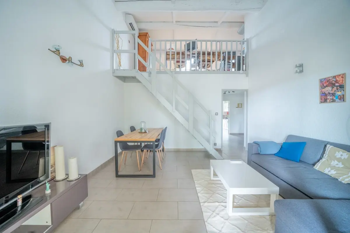 Photo 3 - Appartement T3 avec salon cathédrale et accès plage rapide