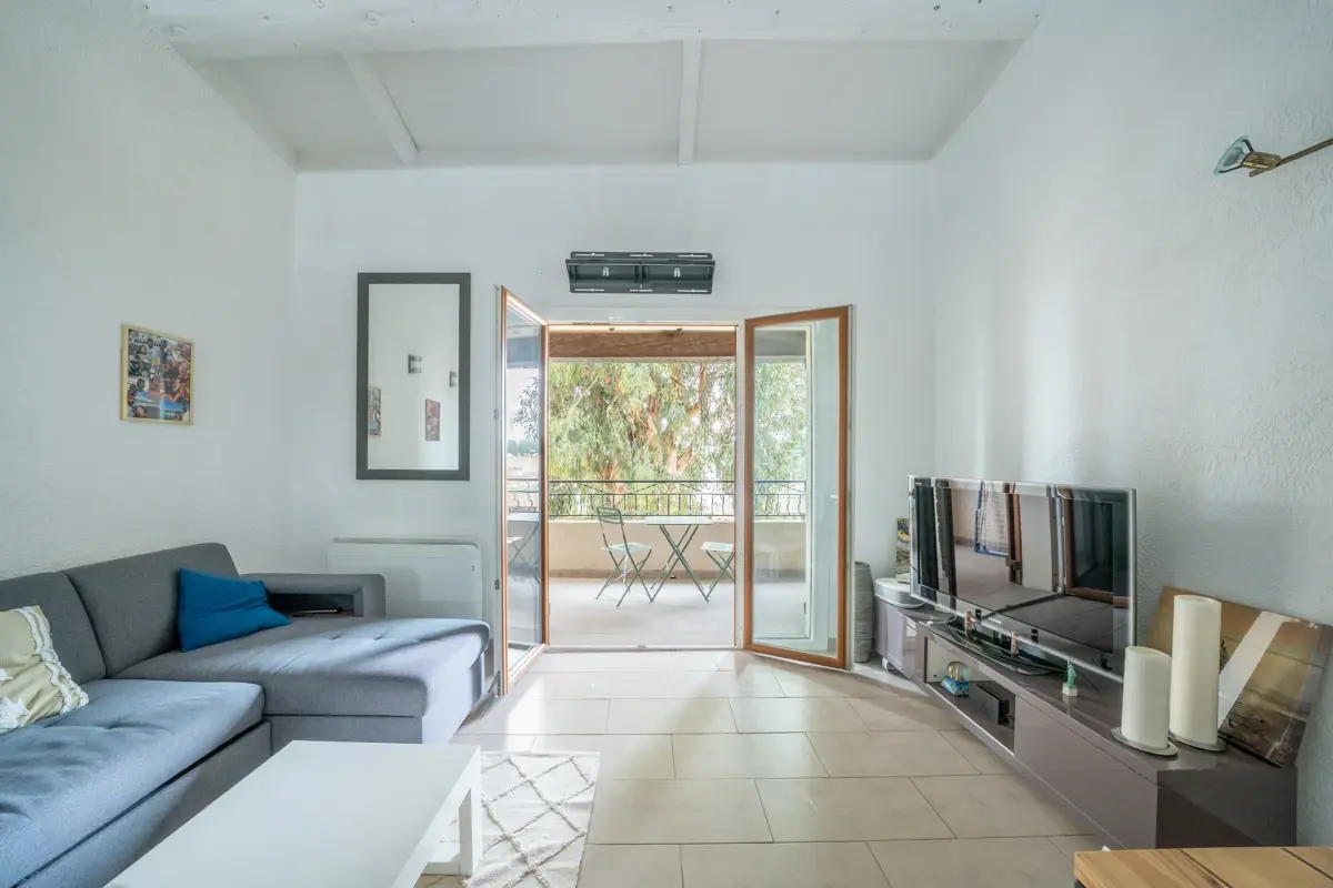 Photo 3 - Appartement T3 avec salon cathédrale et accès plage rapide