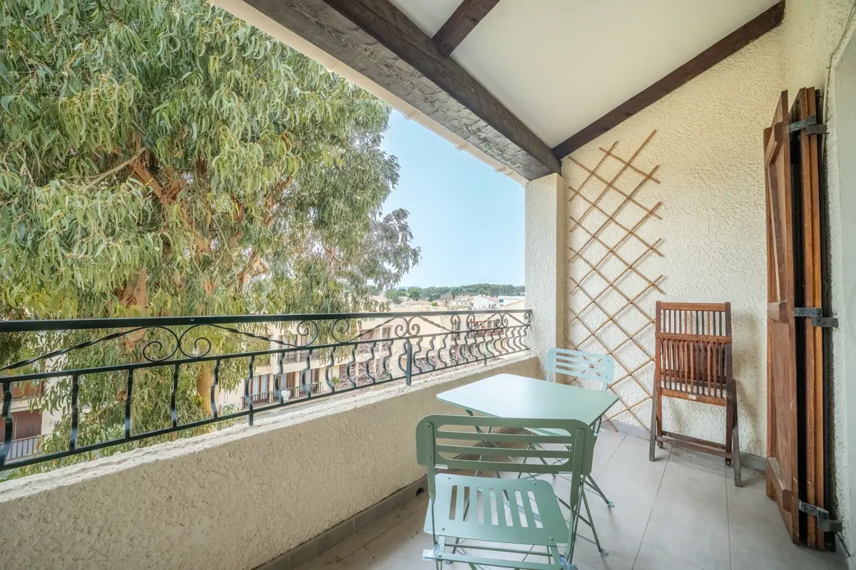 Photo 2 - Appartement T3 avec salon cathédrale et accès plage rapide