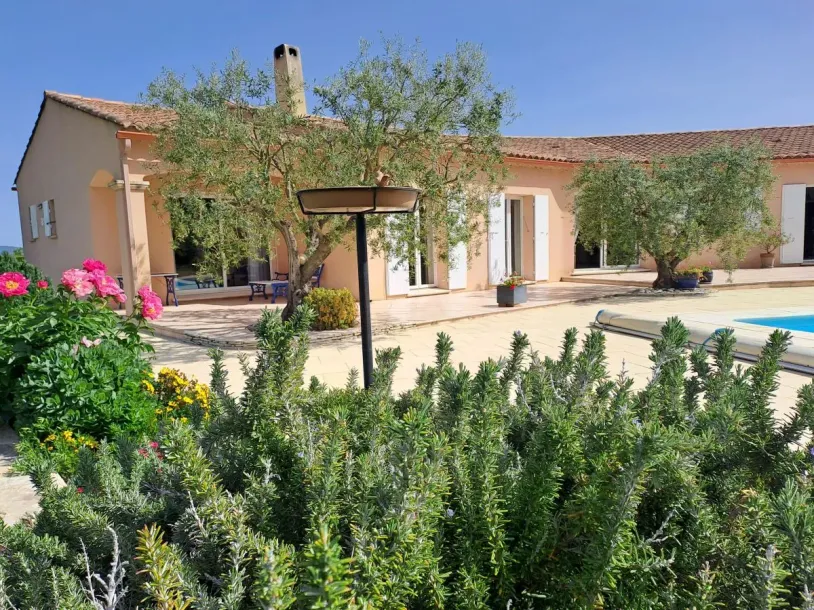 Maison principale et maison d'amis au calme à 20 minutes d'Aix en Provence — 11