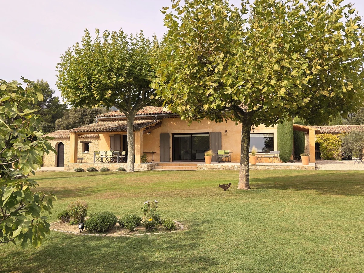 Photo 4 - Propriété avec vue, environnement calme.