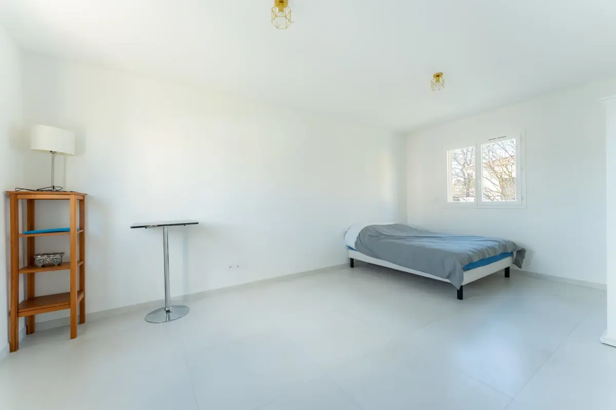 Photo 5 - Maison de ville - 220m2 - 8 pièces - 5 chambres - Annexe indépendante - Quartier Saint-Jérome - Aix-en-Provence -13100