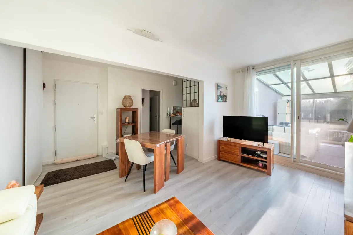 Photo 2 - Appartement 3 pièces avec jardin